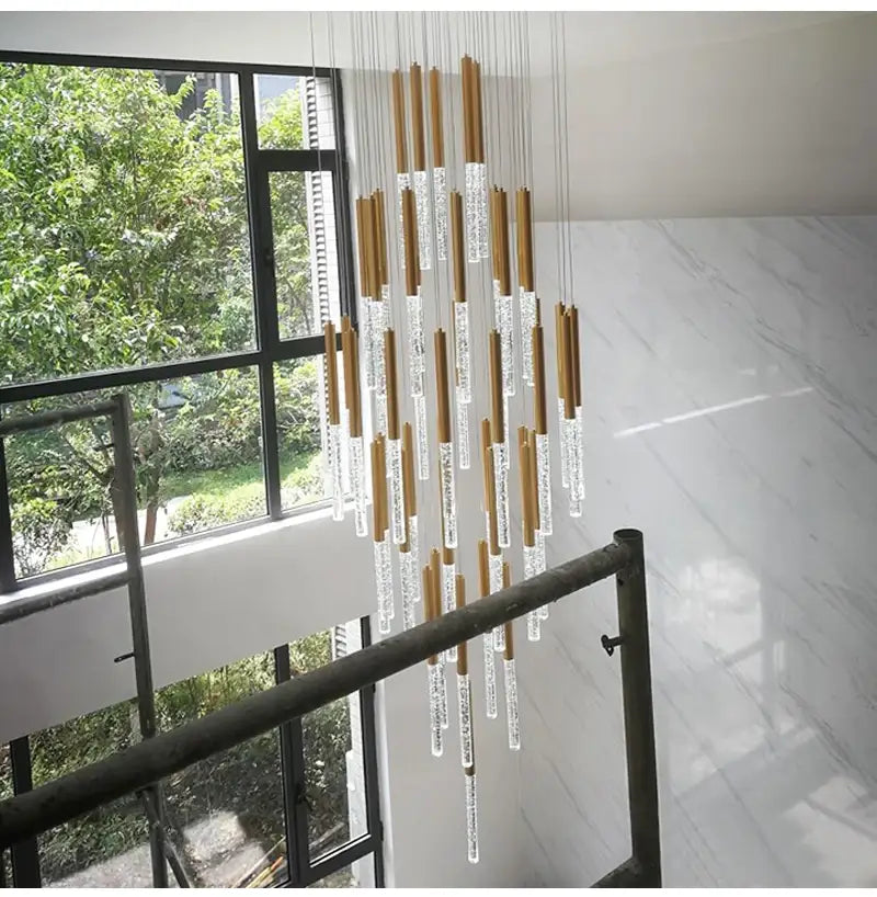 Luxuriöser, lang hängender Spiralkronleuchter für Treppenhaus, Lobby, Flur