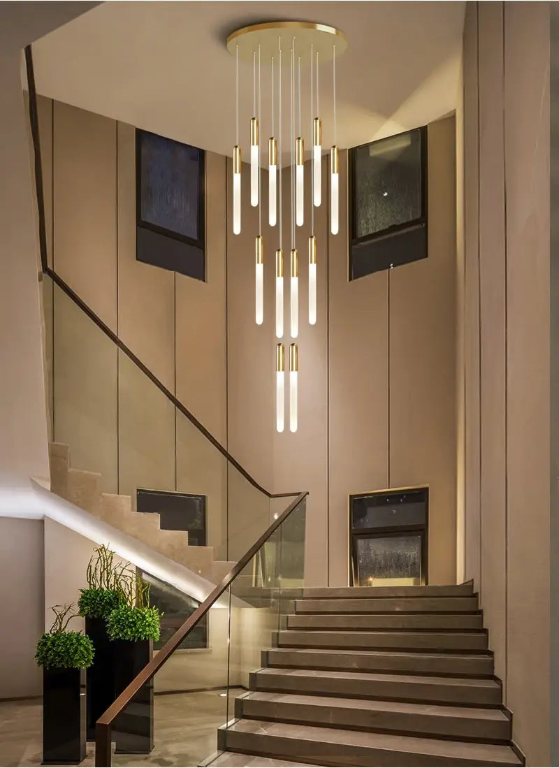 Luxuriöser Kronleuchter mit langen LED-Streifen für Treppenhaus, Lobby