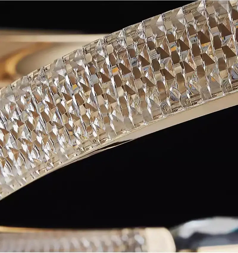 Moderner kreativer Ringkristall-Kronleuchter für Wohn- und Schlafzimmer